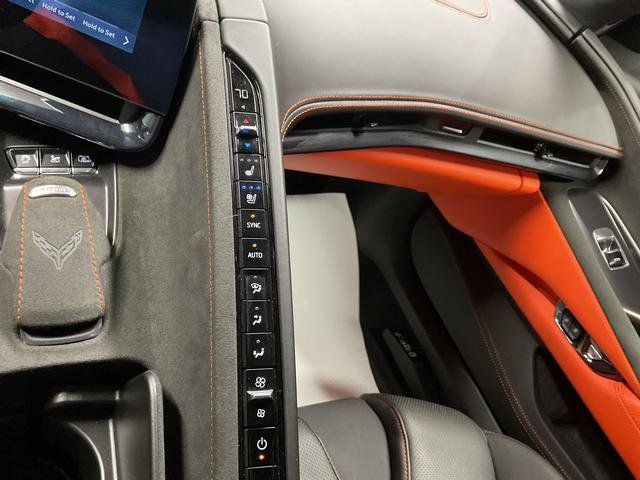 Used 2025 Chevrolet Corvette Z06 RWD image 19