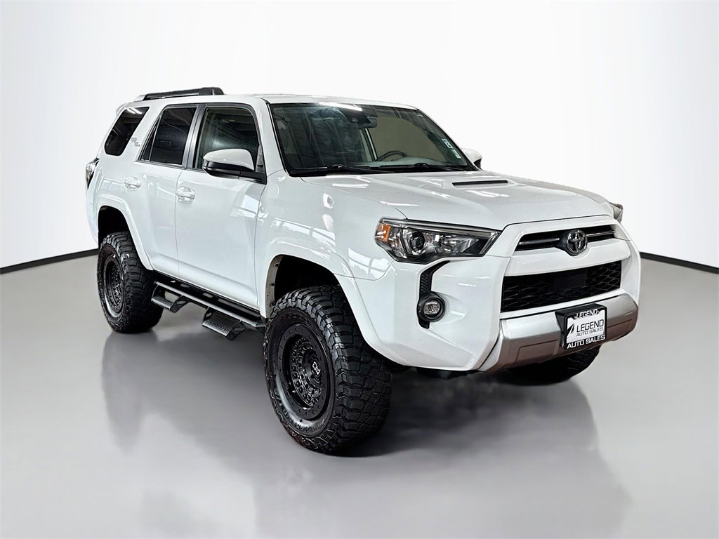 Used 2021 Toyota 4Runner TRD Off-Road image 3