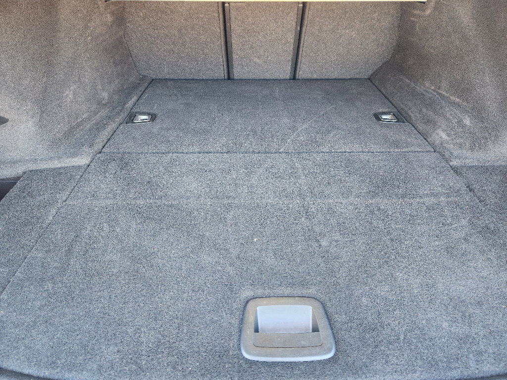 Used 2023 BMW 530e xDrive image 33