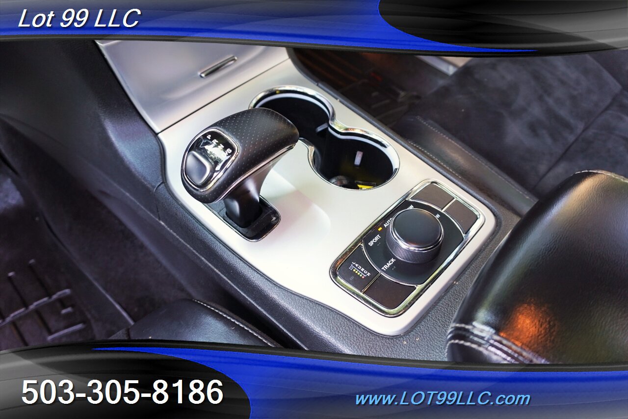 Used 2015 Jeep Grand Cherokee SRT w/ Luxury Group II AWD/4WD image 23