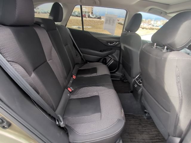 Used 2025 Subaru Outback Premium image 30