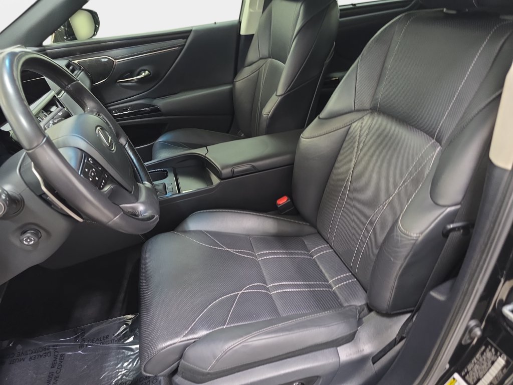 Used 2024 Lexus ES 350 Ultra Luxury w/ Accessory Package (Z2) FWD image 13