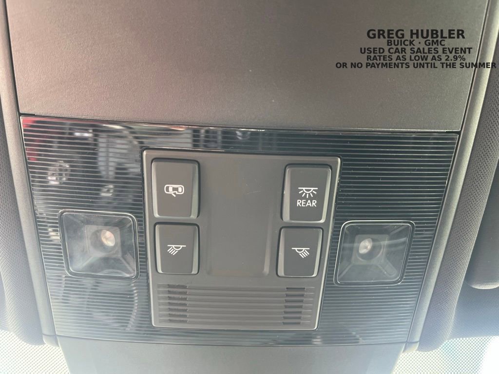 Used 2017 Volkswagen Golf R 4-Door AWD/4WD image 43