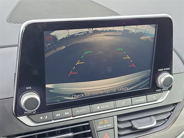 Used 2024 Nissan Altima 2.5 SV image 13