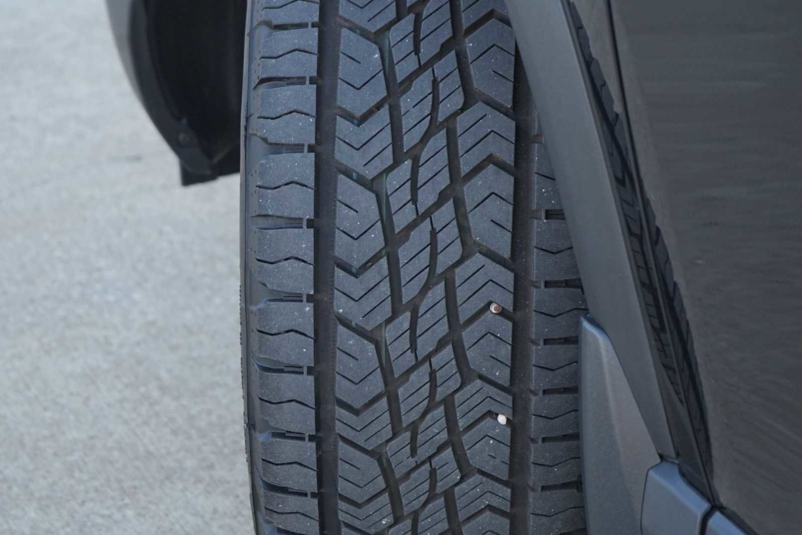 Used 2025 Honda Pilot TrailSport image 29