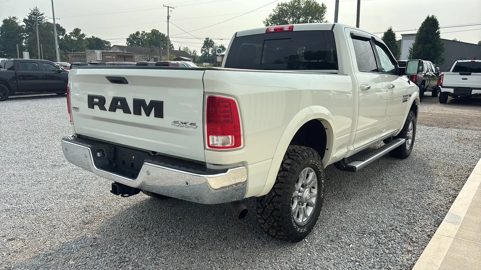 Used 2016 RAM 2500 Laramie w/ Snow Chief Group AWD/4WD image 8