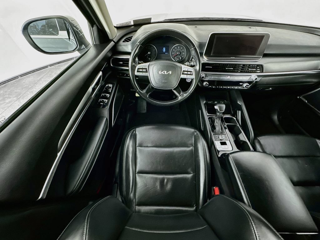 Used 2022 Kia Telluride LX AWD/4WD image 9
