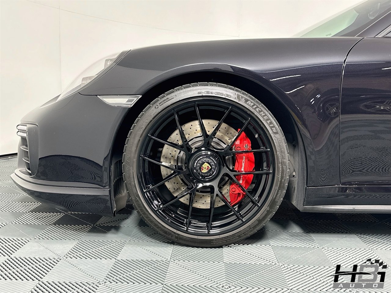Used 2019 Porsche 911 Turbo AWD/4WD image 16