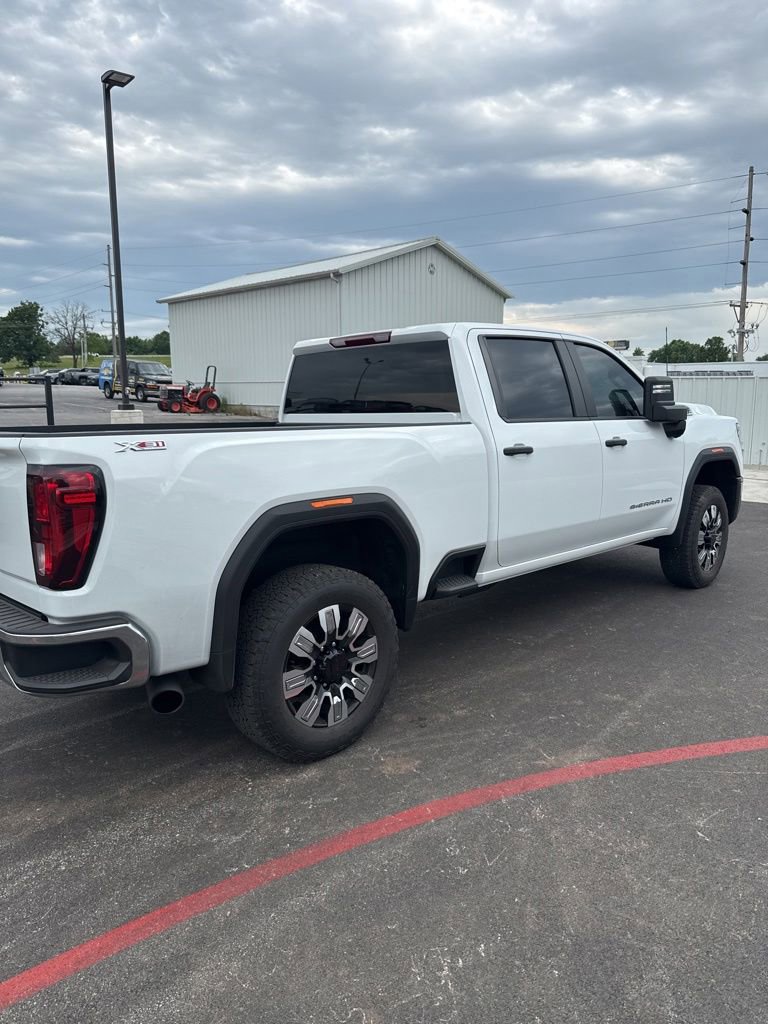 Certified 2026 GMC Sierra 2500 Pro w/ Convenience Package AWD/4WD image 3