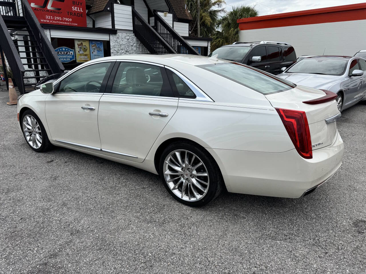 Used 2013 Cadillac XTS Platinum w/ Driver Assist Package image 3