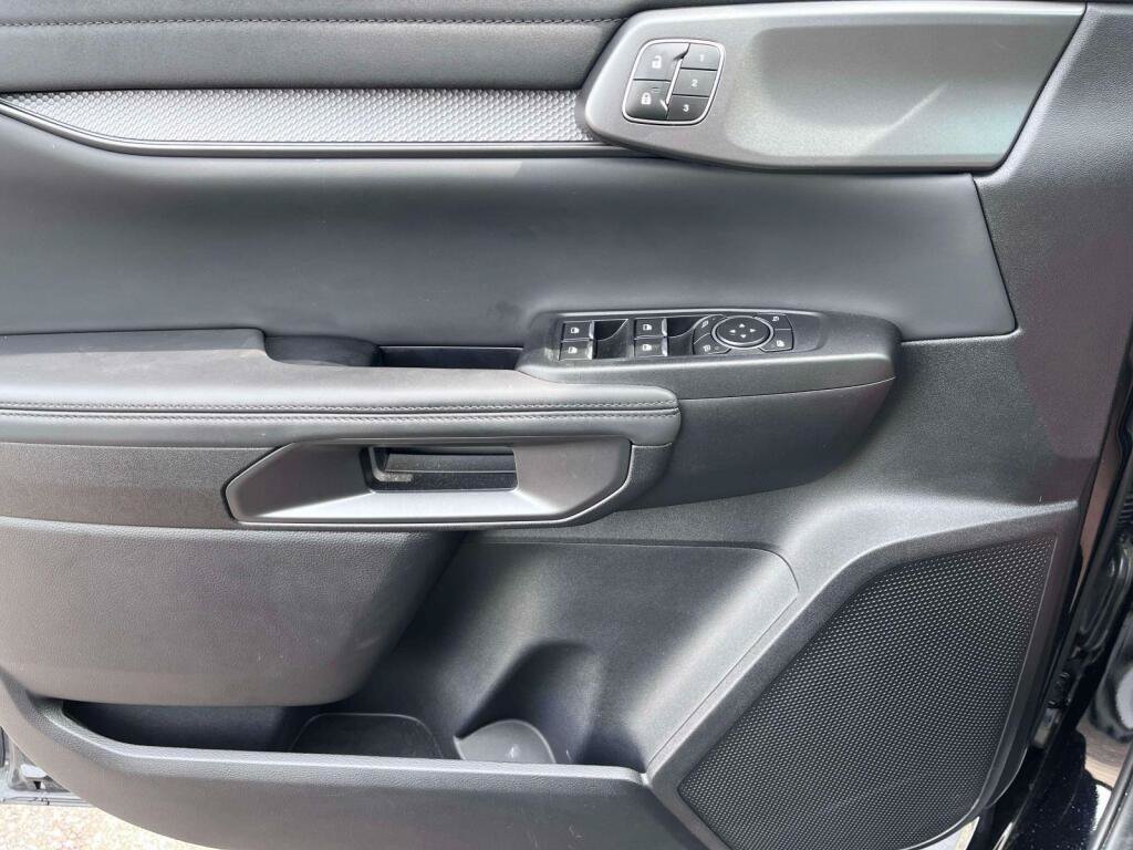 Certified 2025 Ford Ranger Raptor AWD/4WD image 29
