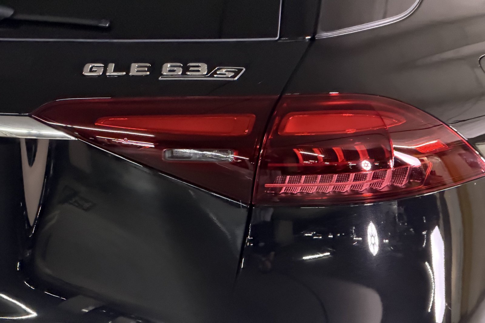 New 2026 Mercedes-Benz GLE 63 AMG S image 26