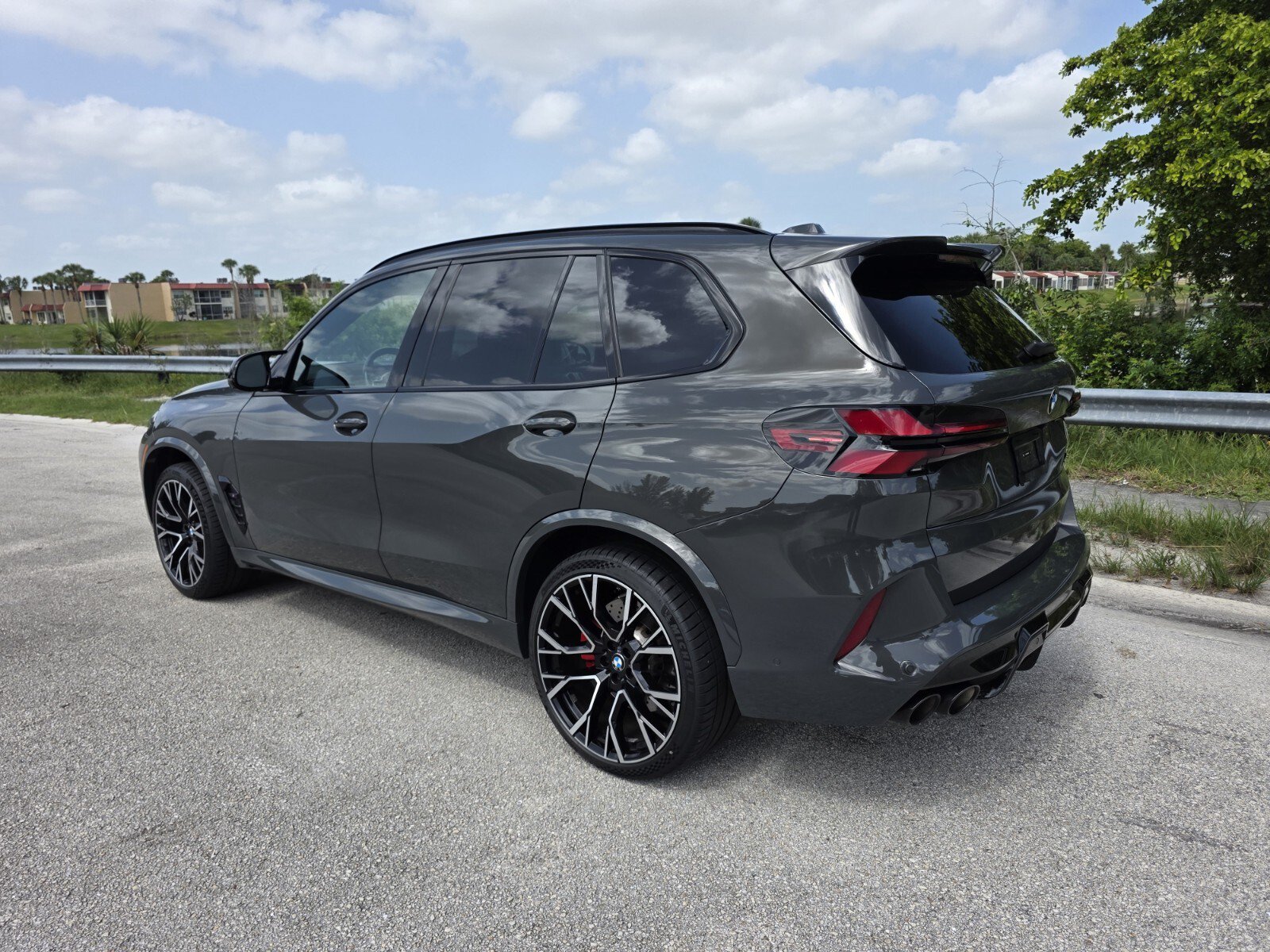 Used 2024 BMW X5 M Competition w/ Executive Package AWD/4WD image 2