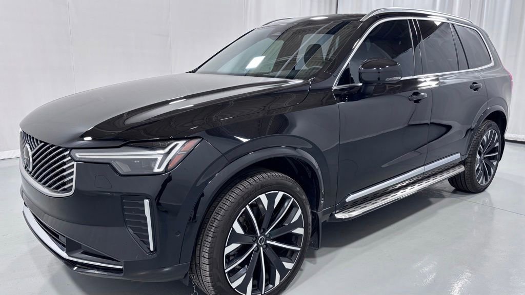 Certified 2025 Volvo XC90 B5 Plus AWD/4WD video 1