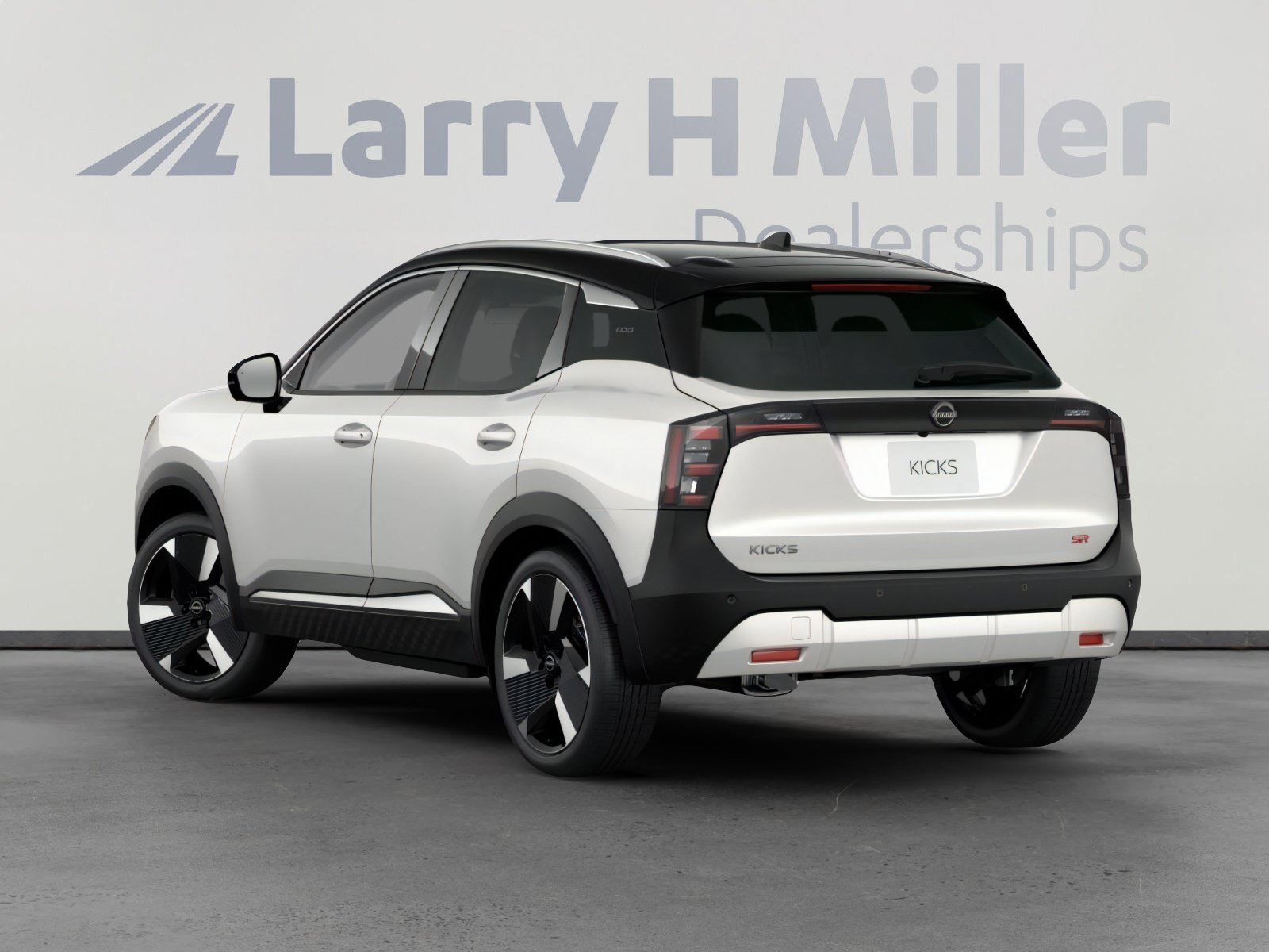 New 2026 Nissan Kicks SR w/ SR Premium Package FWD image 7