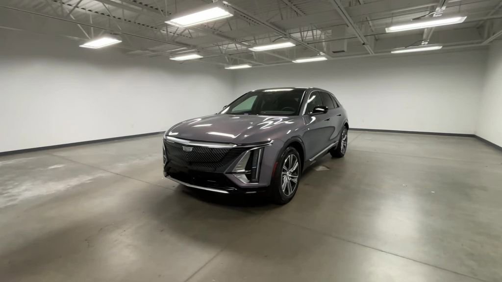 New 2026 Cadillac Lyriq Premium Luxury image 42