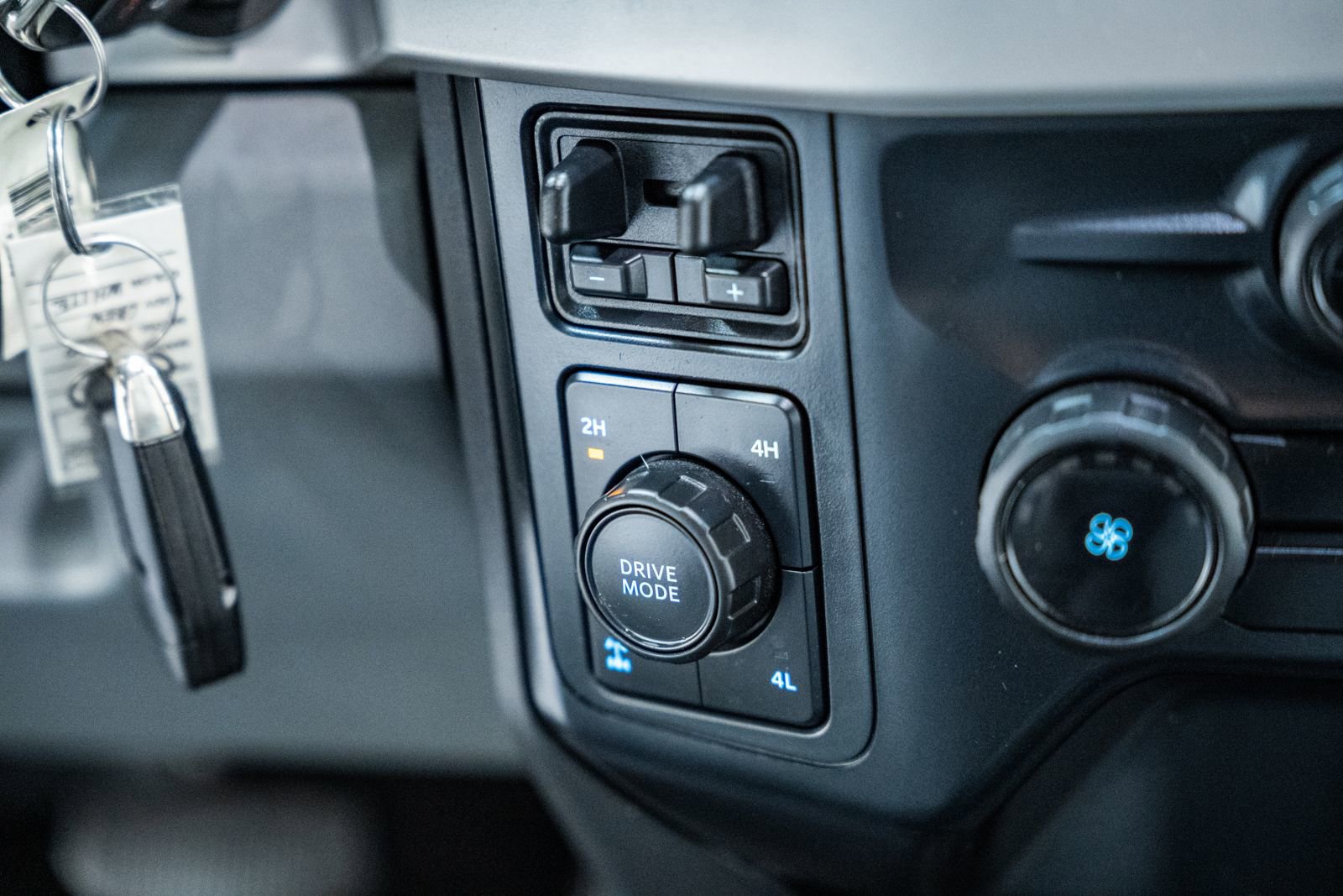 Used 2023 Ford F250 XL w/ XL Off-Road Package image 32