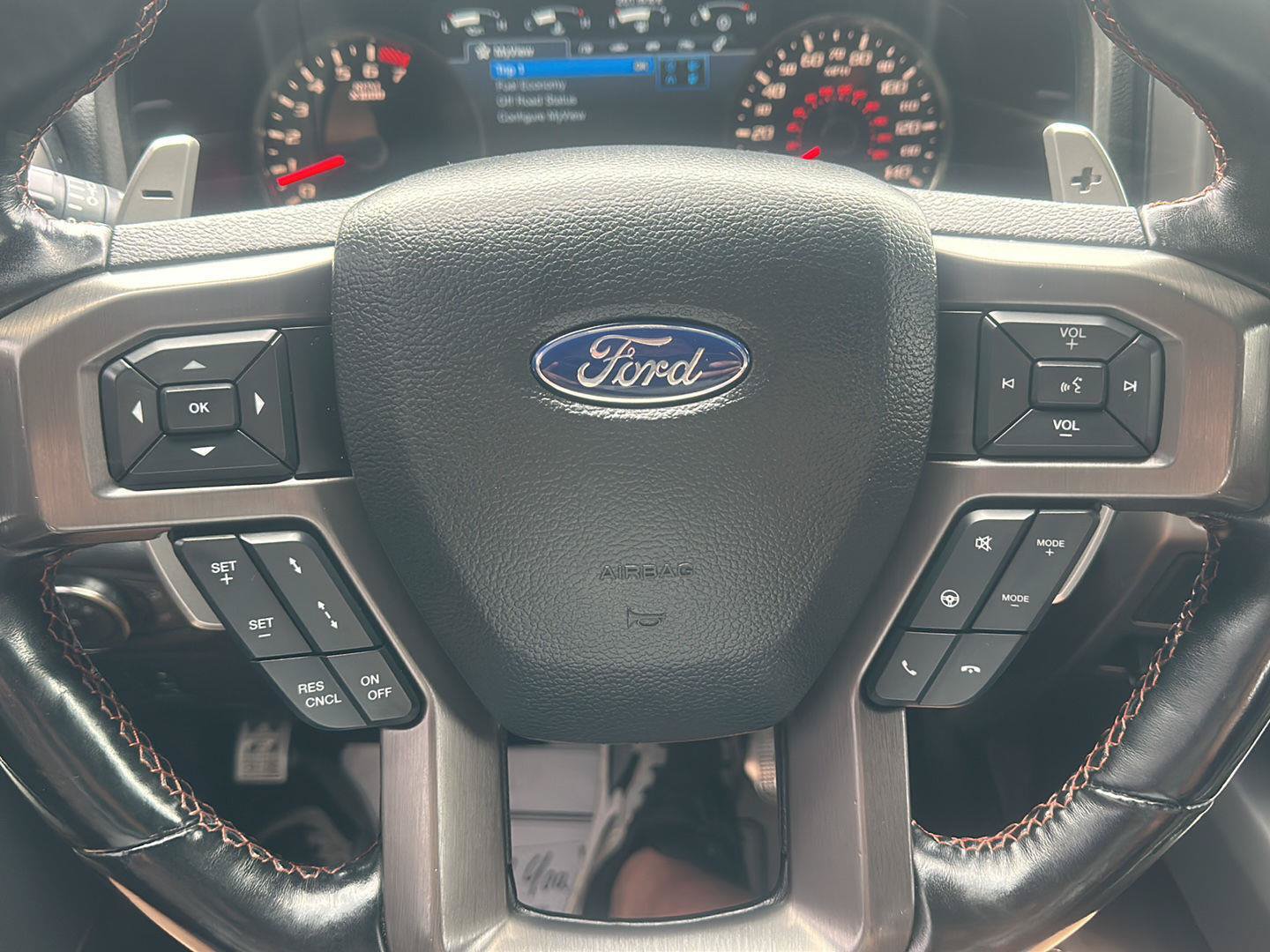 Used 2018 Ford F150 Raptor w/ Equipment Group 802A Luxury AWD/4WD image 24