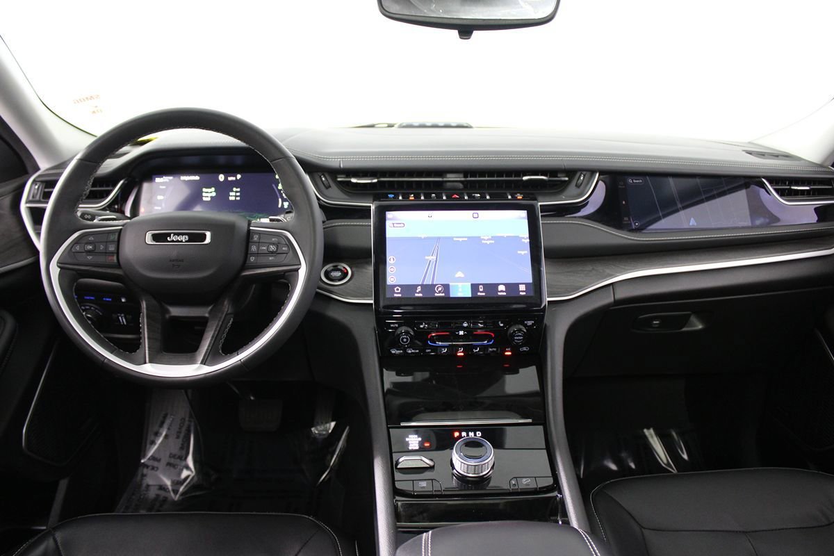 Used 2022 Jeep Grand Cherokee Limited 4xe AWD/4WD image 12