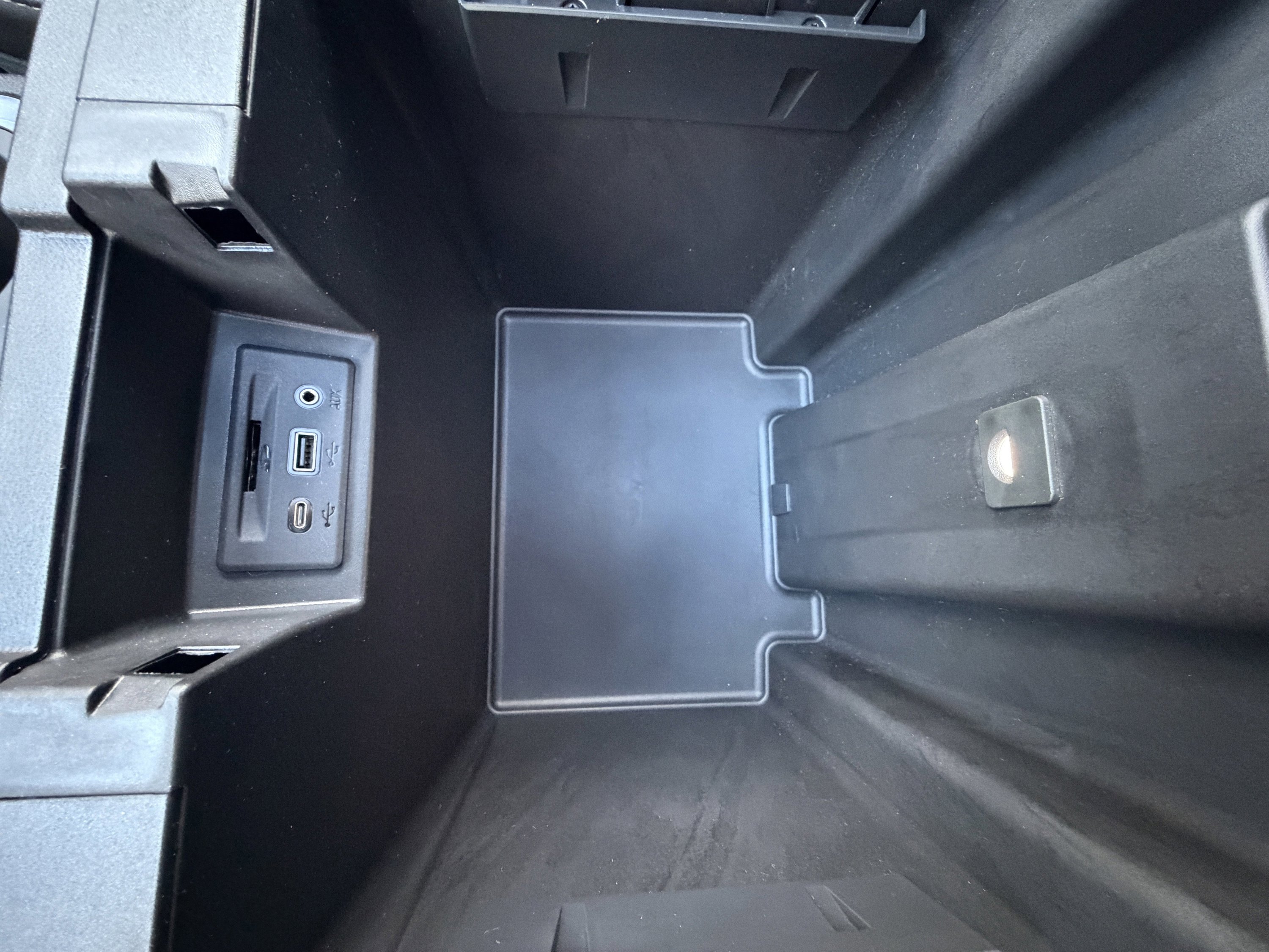 Used 2021 GMC Sierra 1500 SLT w/ SLT Premium Package image 42