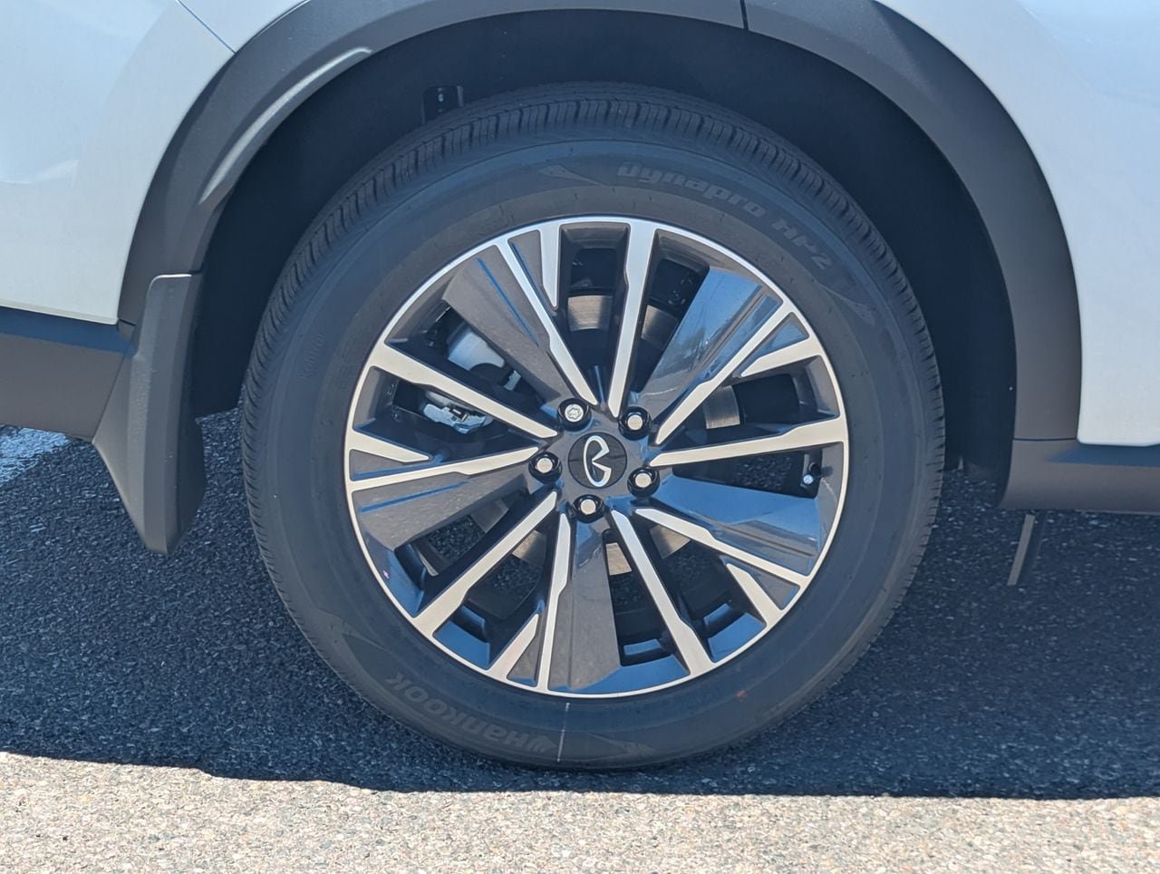 New 2027 INFINITI QX60 Luxe w/ Family Package AWD/4WD image 9