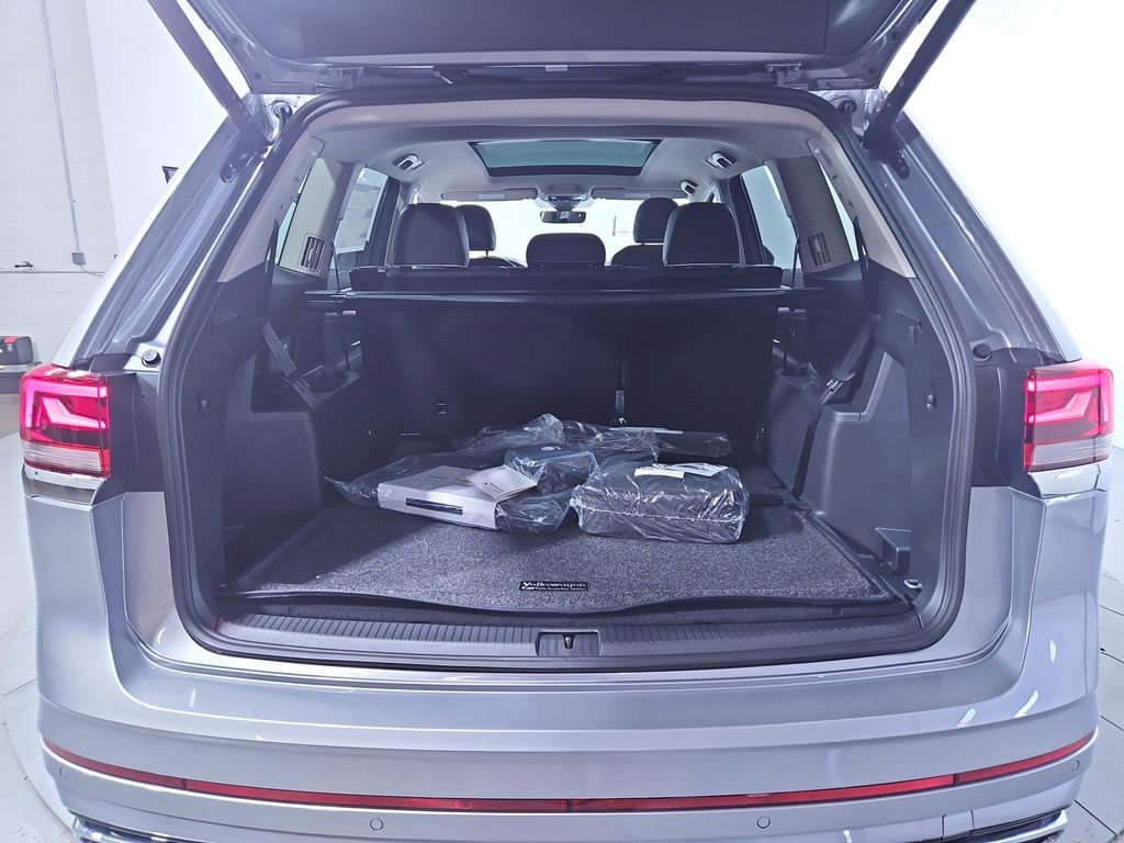 New 2026 Volkswagen Atlas SEL Premium R-Line image 23