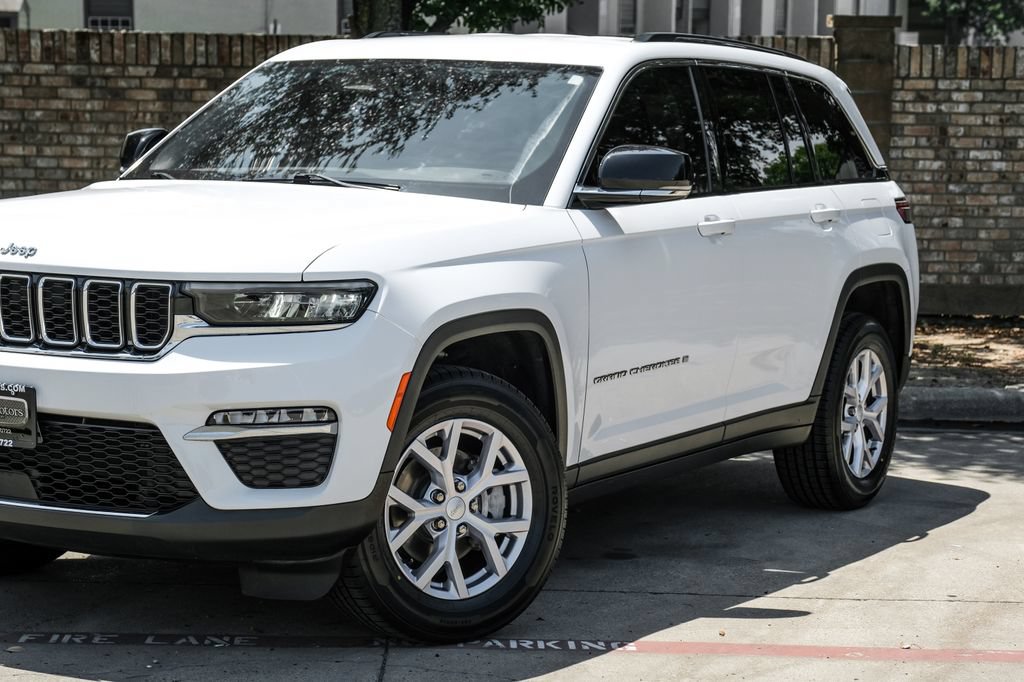 Used 2022 Jeep Grand Cherokee Limited RWD image 13