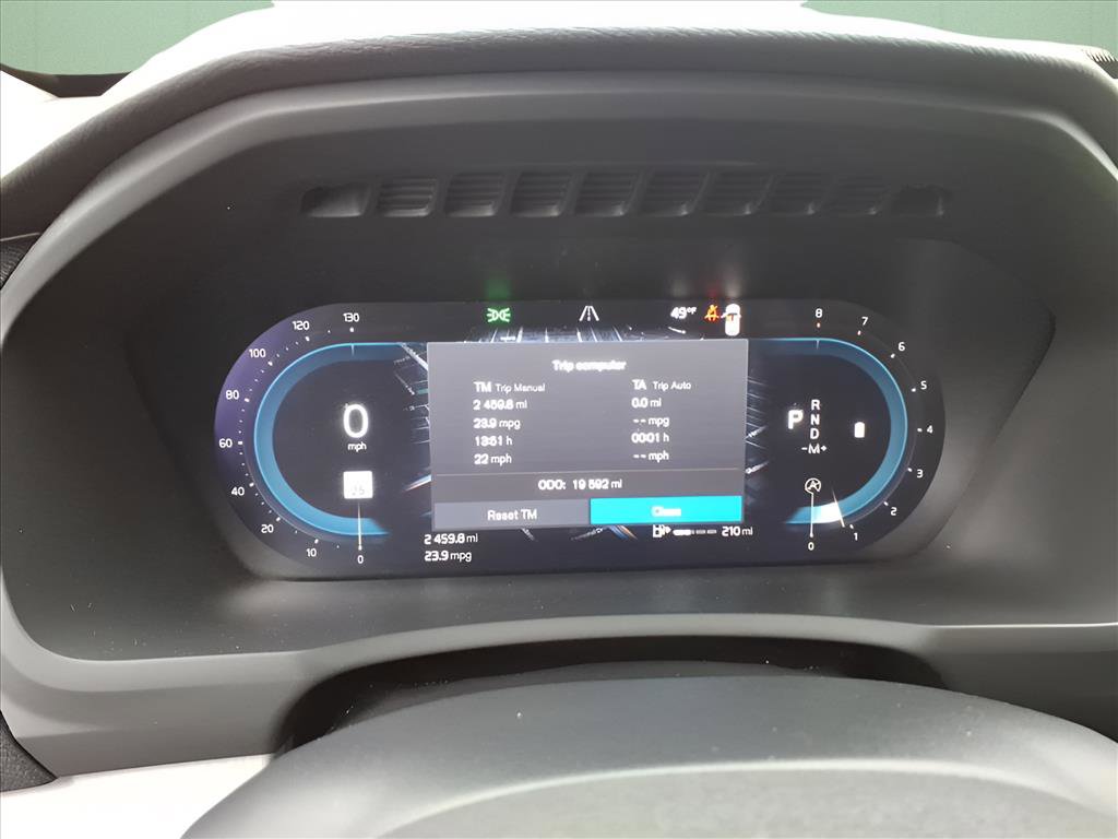 Used 2024 Volvo XC90 B5 Core w/ Protection Package Premier image 14