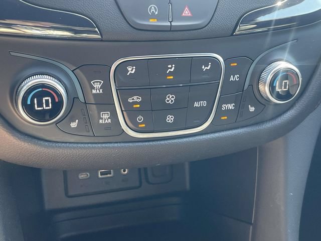 Used 2024 Chevrolet Equinox RS FWD image 19