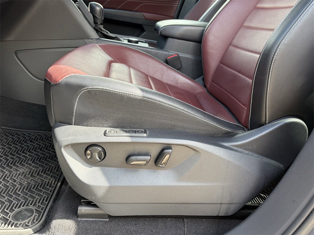 Certified 2022 Volkswagen Atlas Cross Sport SEL Premium R-Line w/ Cross Sport MDO Package image 13