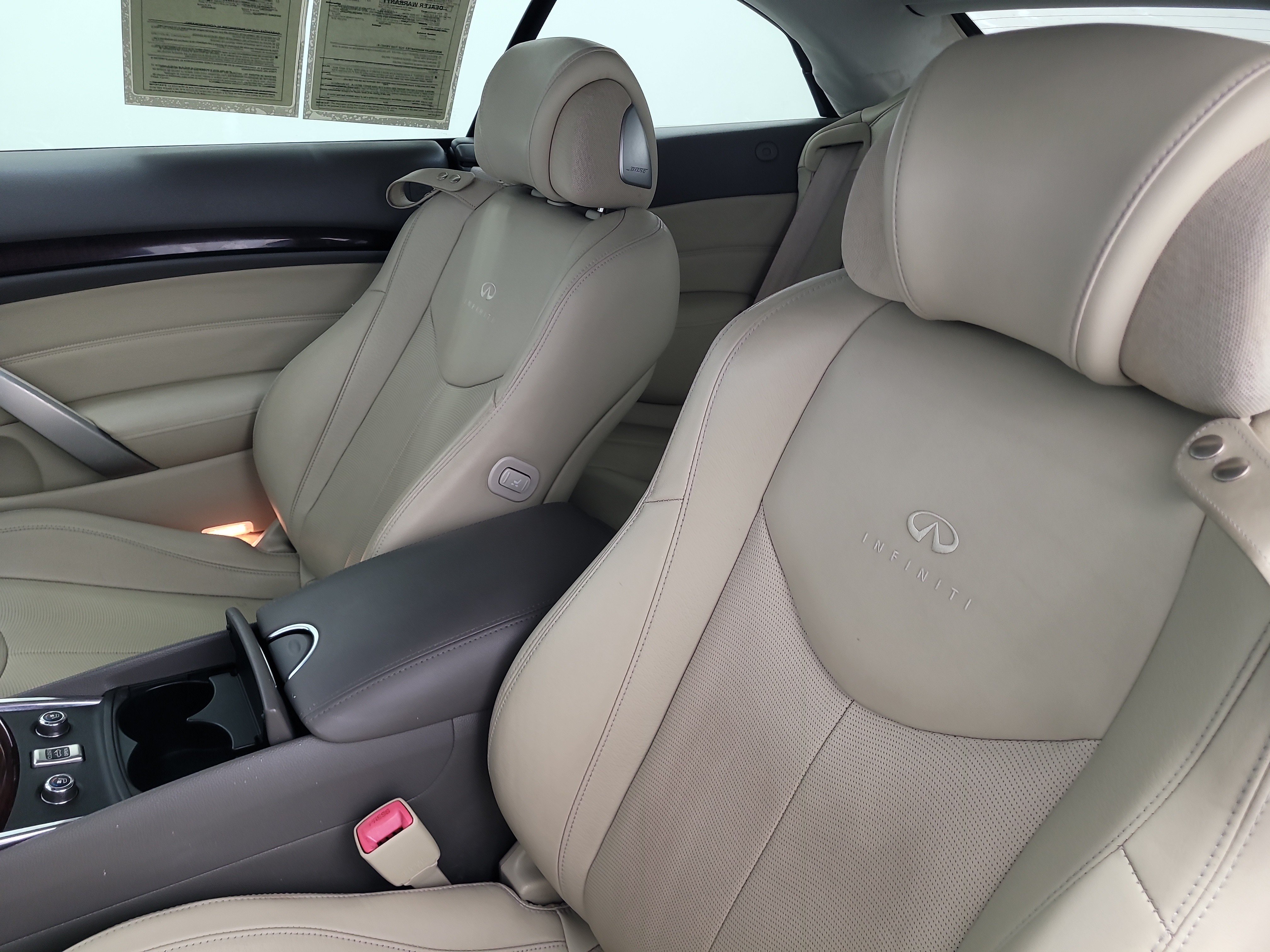 Used 2013 INFINITI G37 Convertible w/ Premium Pkg RWD image 14