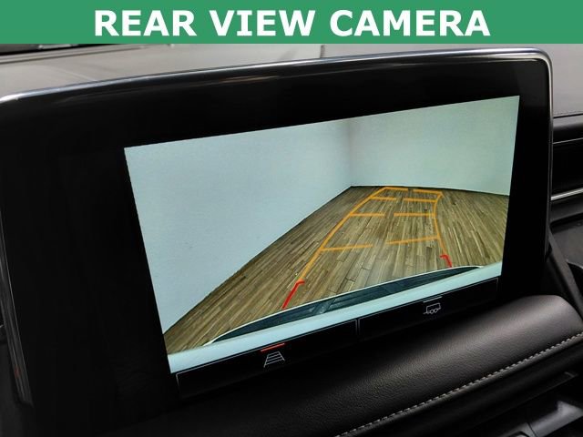 Certified 2024 GMC Yukon XL SLT AWD/4WD image 6