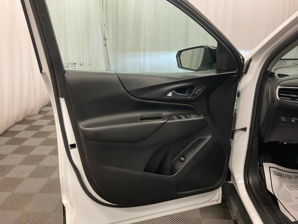 Used 2022 Chevrolet Equinox LT AWD/4WD image 25