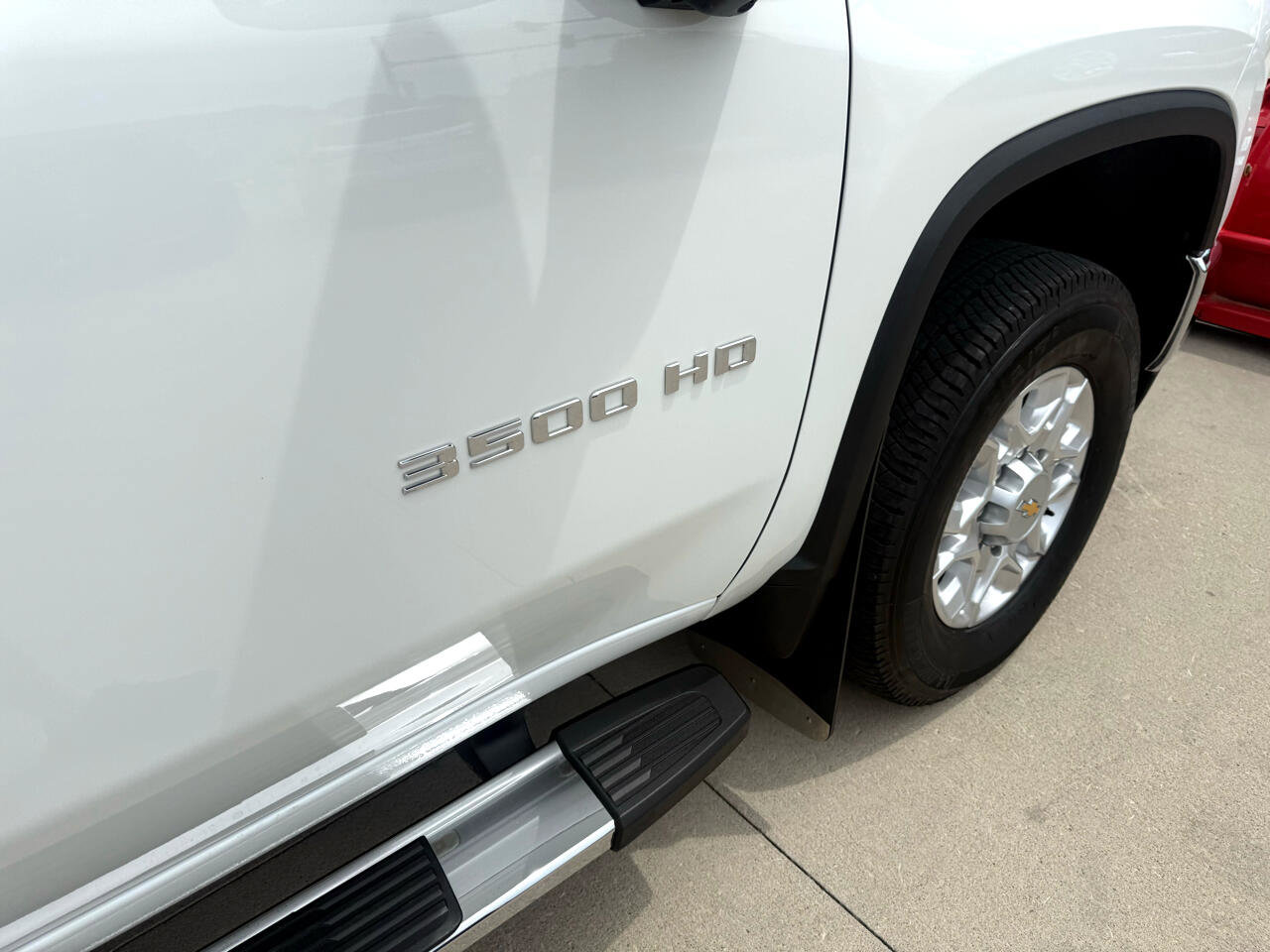 Used 2022 Chevrolet Silverado 3500 LT w/ Convenience Package image 22