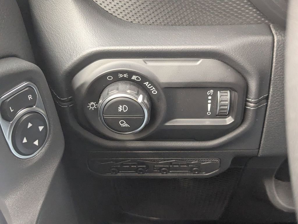 New 2026 Jeep Gladiator Rubicon AWD/4WD image 17