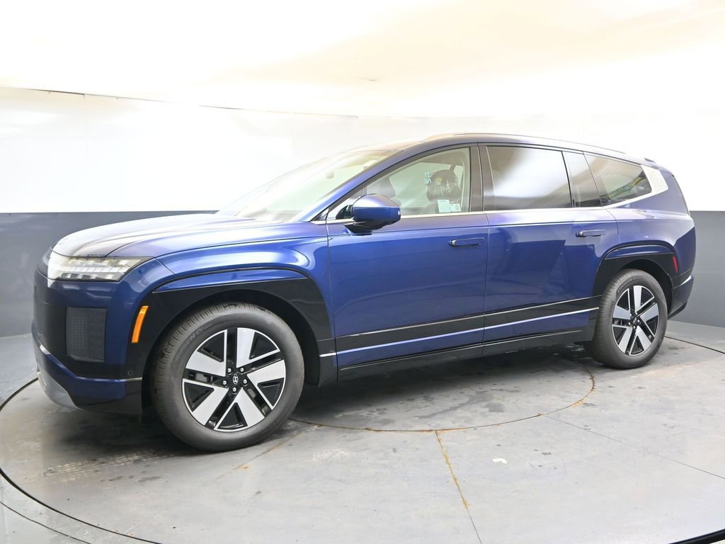 Used 2026 Hyundai Ioniq 9 SEL image 2