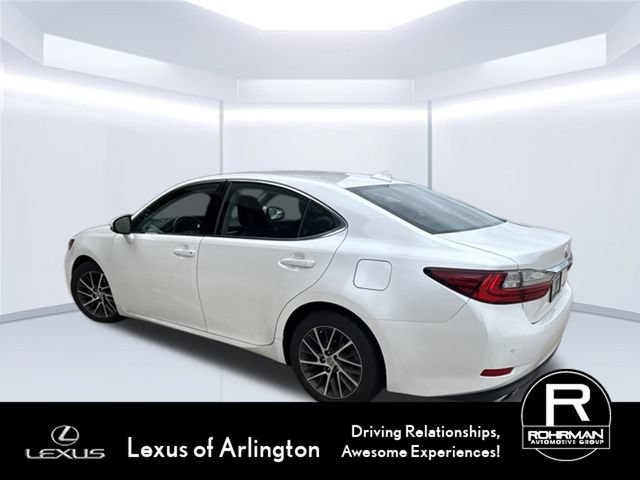 Used 2016 Lexus ES 350 w/ Luxury Package w/Wood Trim FWD image 5