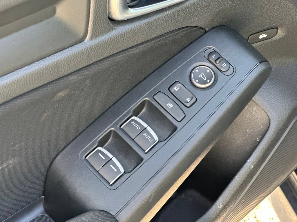 Used 2023 Honda Civic Sport image 14