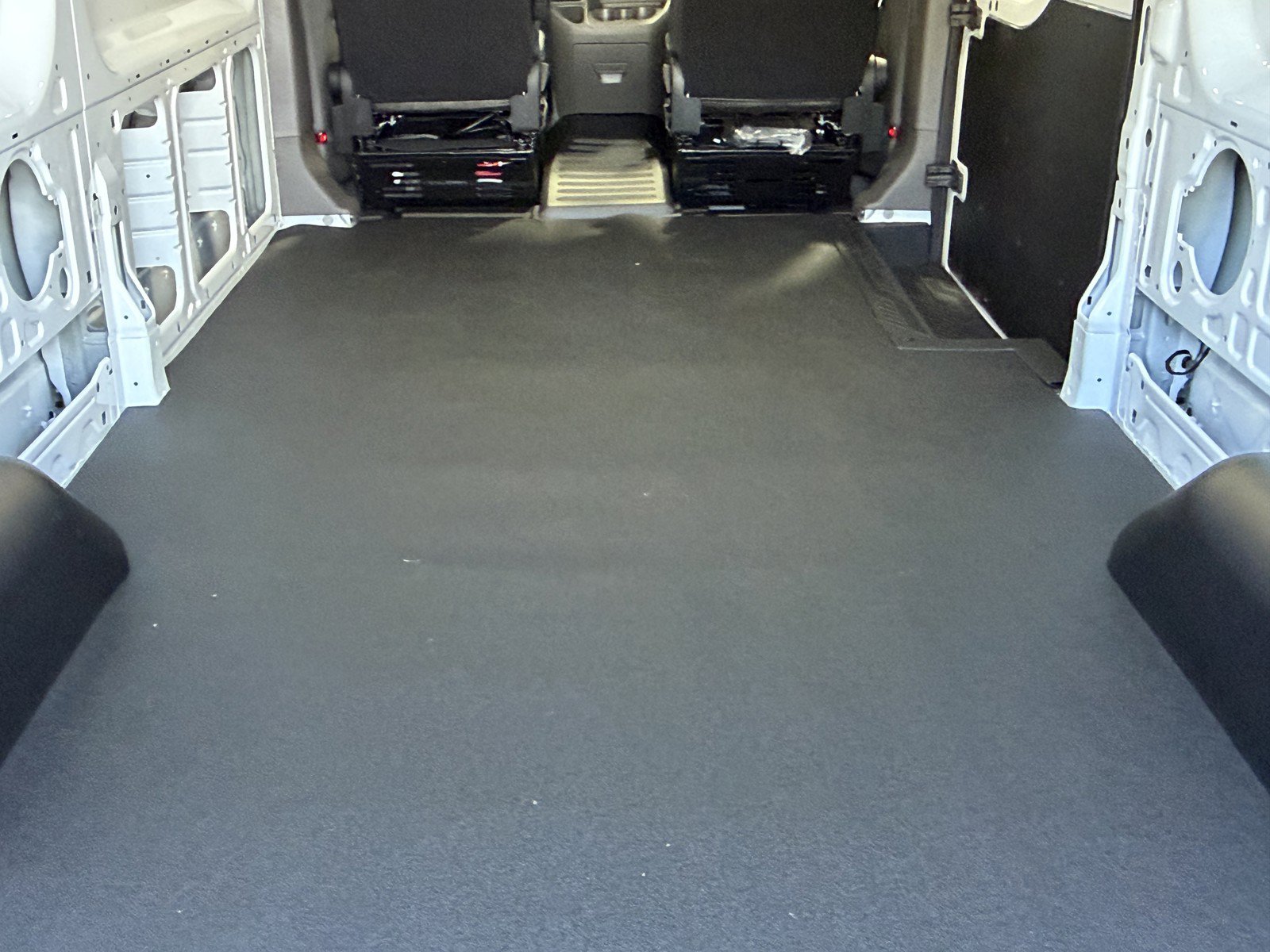 Used 2025 Ford Transit 150 Low Roof AWD image 29