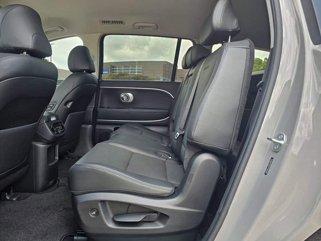 New 2026 Hyundai Ioniq 9 SEL image 16