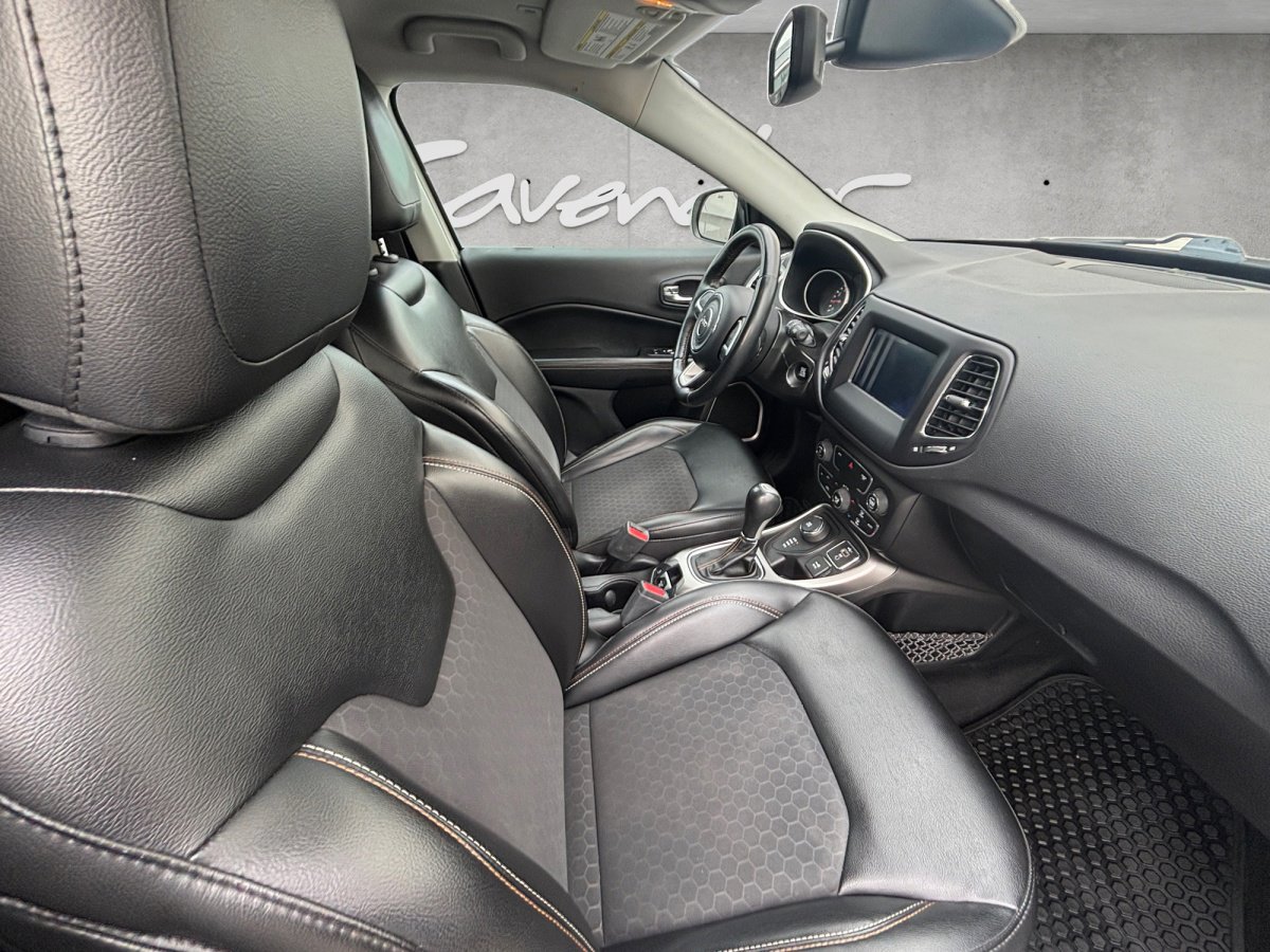 Used 2019 Jeep Compass Latitude w/ Popular Equipment Group image 29