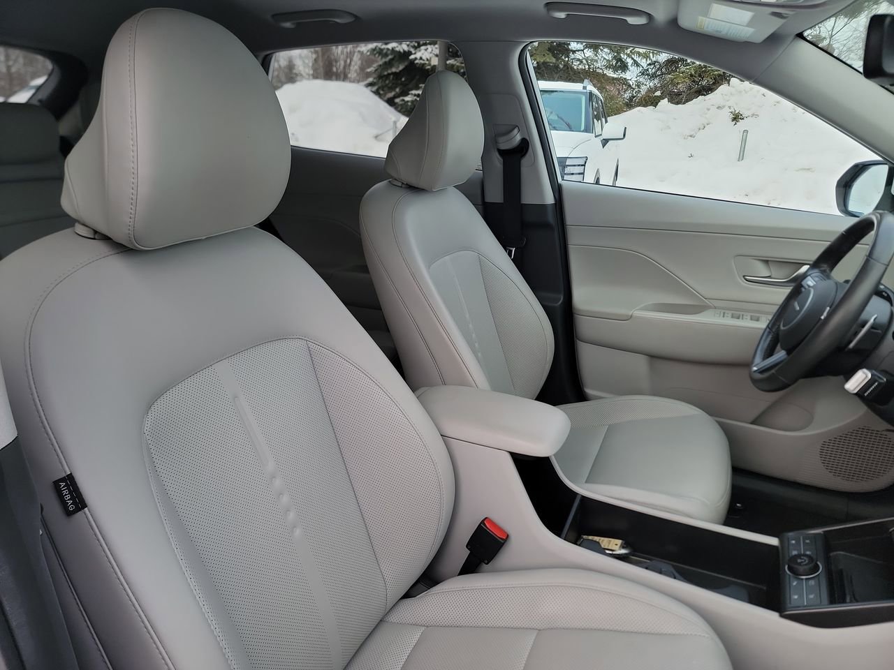 Certified 2024 Hyundai Kona Limited AWD/4WD image 22