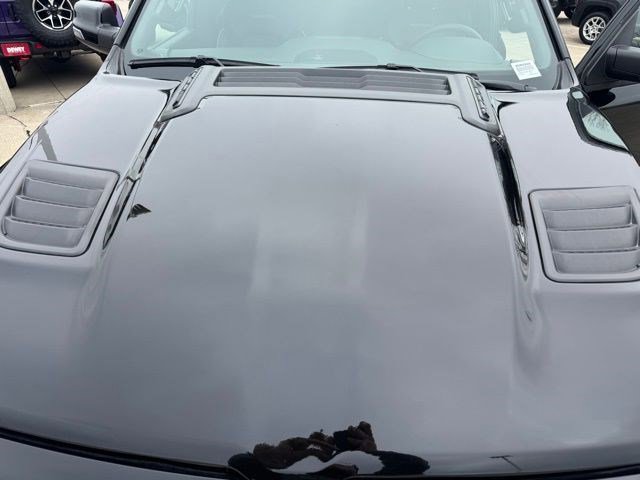 Used 2025 RAM 1500 Laramie w/ Sport Appearance Package image 38