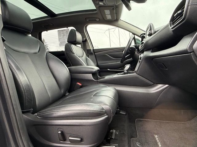 Used 2020 Hyundai Santa Fe SEL w/ Convenience + Premium Package image 31