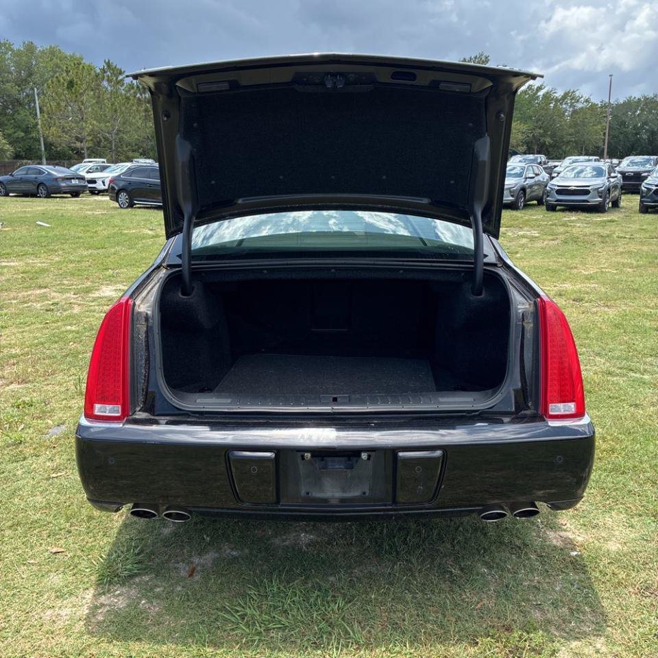 Used 2007 Cadillac DTS Performance FWD image 35