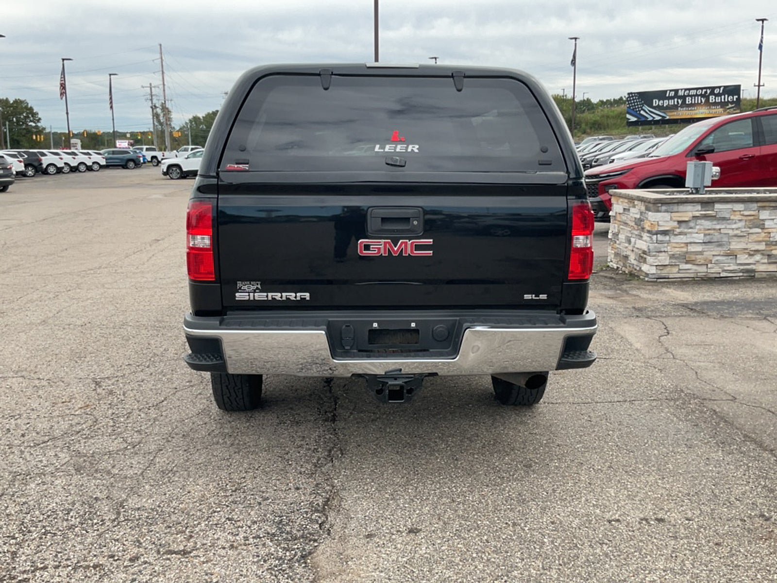 Used 2017 GMC Sierra 2500 SLE w/ Suspension Package, Off-Road AWD/4WD image 6