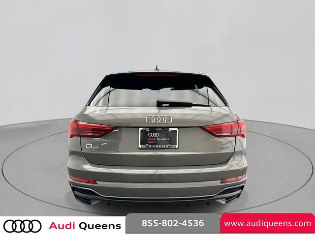 Used 2022 Audi Q3 2.0T Premium Plus w/ Premium Plus Package image 3