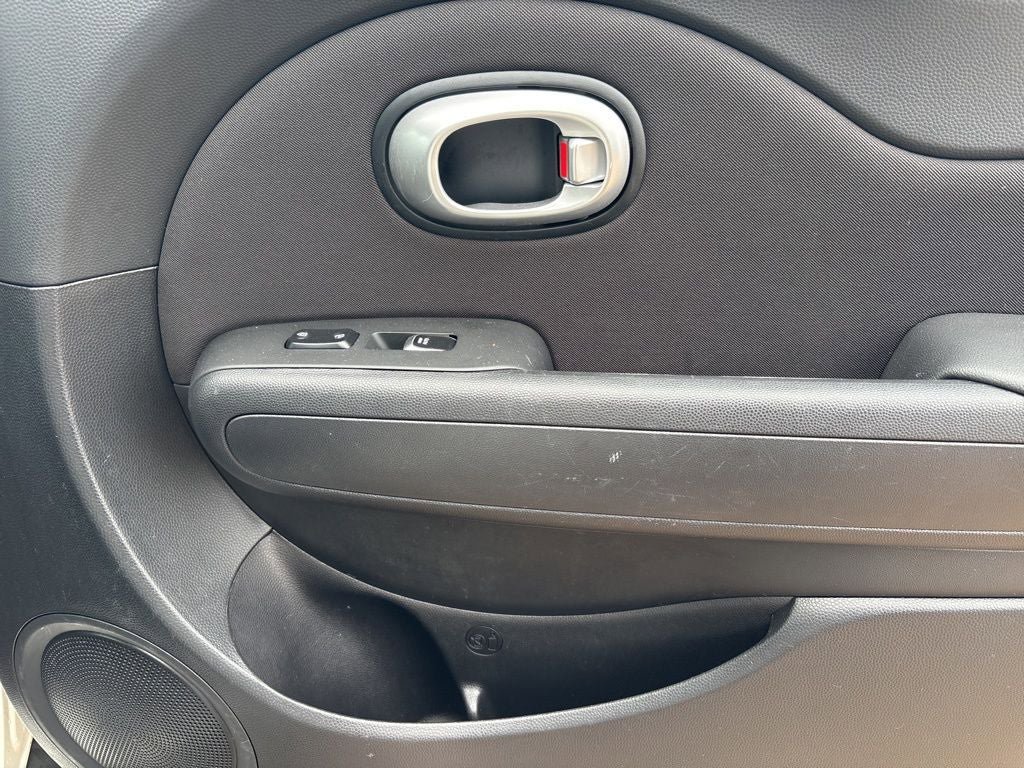 Used 2019 Kia Soul + FWD image 36