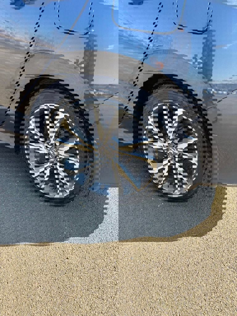 Used 2020 Honda Civic Touring image 21