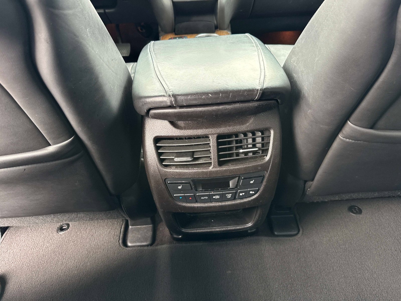 Used 2019 Acura MDX image 17